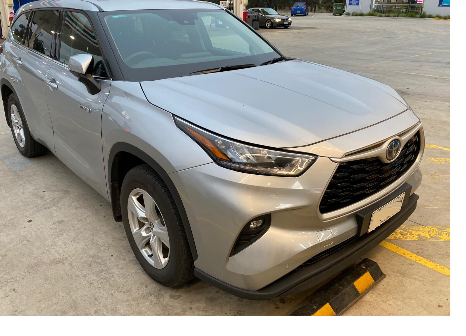 Toyota Kluger Hybrid